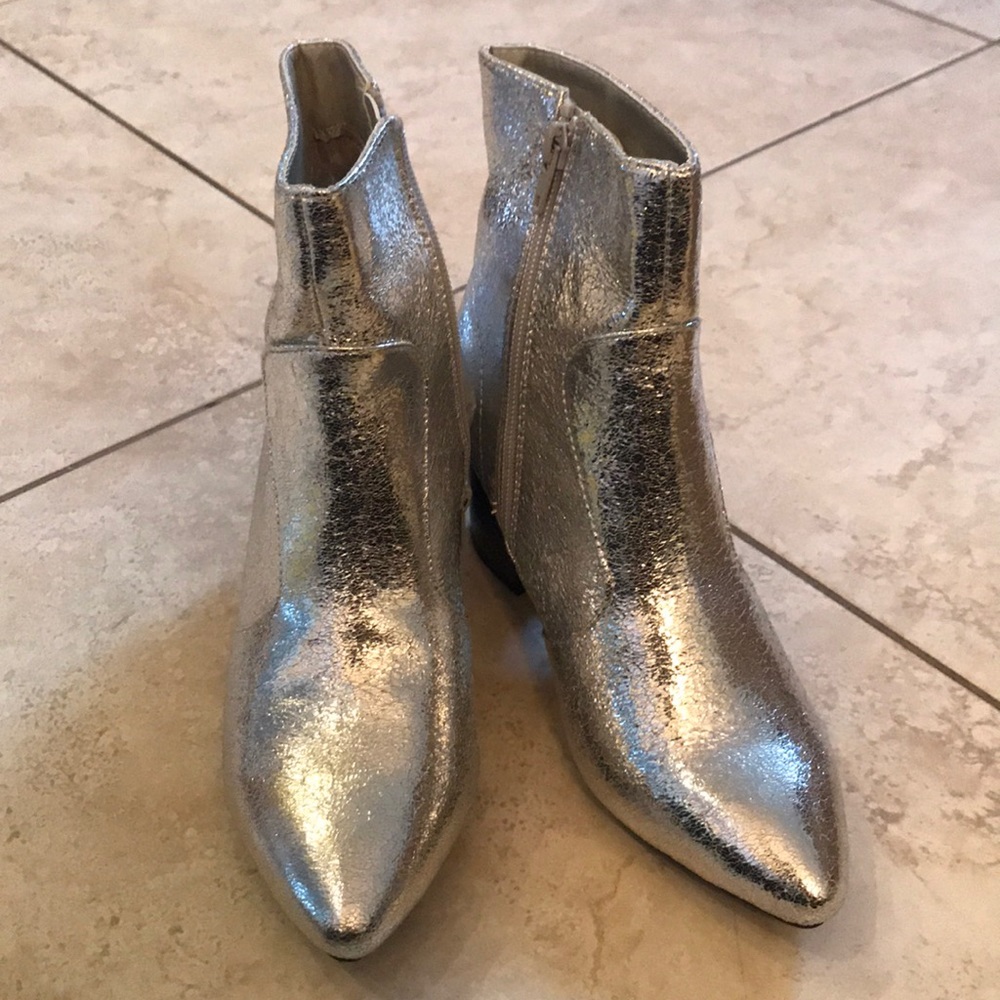 Silver booties - Picture 2 of 5